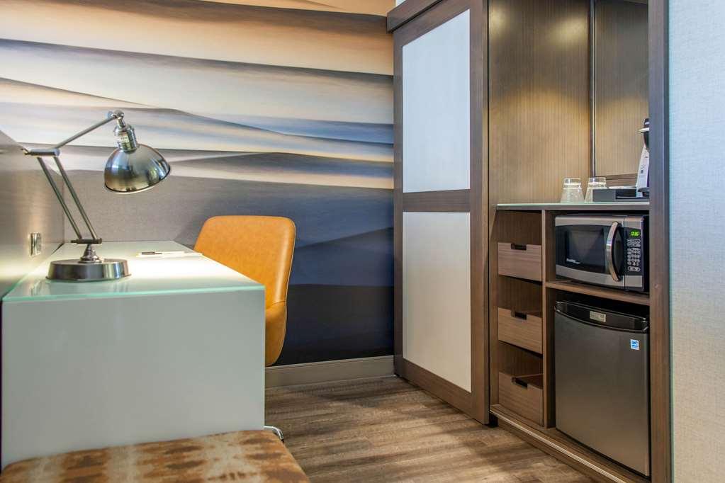 Cambria Hotel Manchester South Windsor Room photo