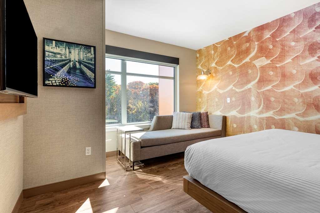 Cambria Hotel Manchester South Windsor Room photo